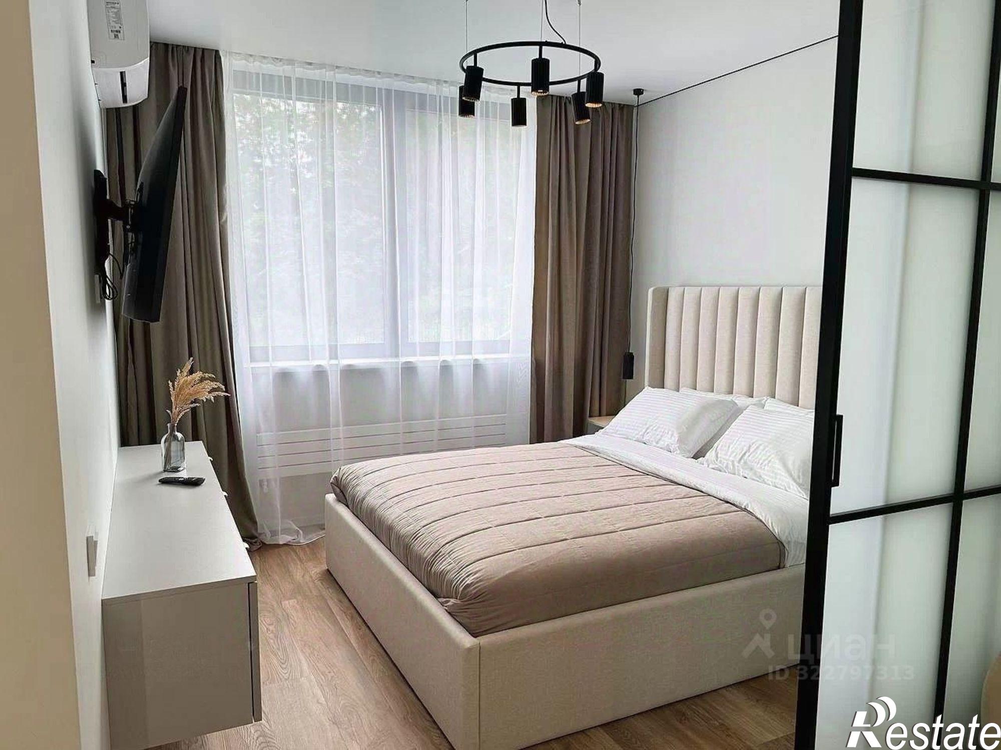 Купить квартиру за 10 000 000 рублей на Ясногорская улица, 16/2 к11