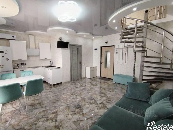 2-комн квартира ул Просвещения, 118/2,  д. 118/2