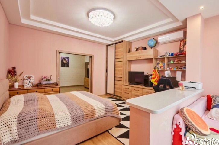 3-комн квартира улица Бытха, 8Д,  д. 8Д