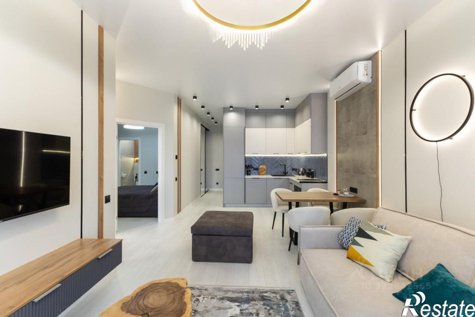 Купить квартиру за 15 000 000 рублей на Батумское шоссе, 28А к1