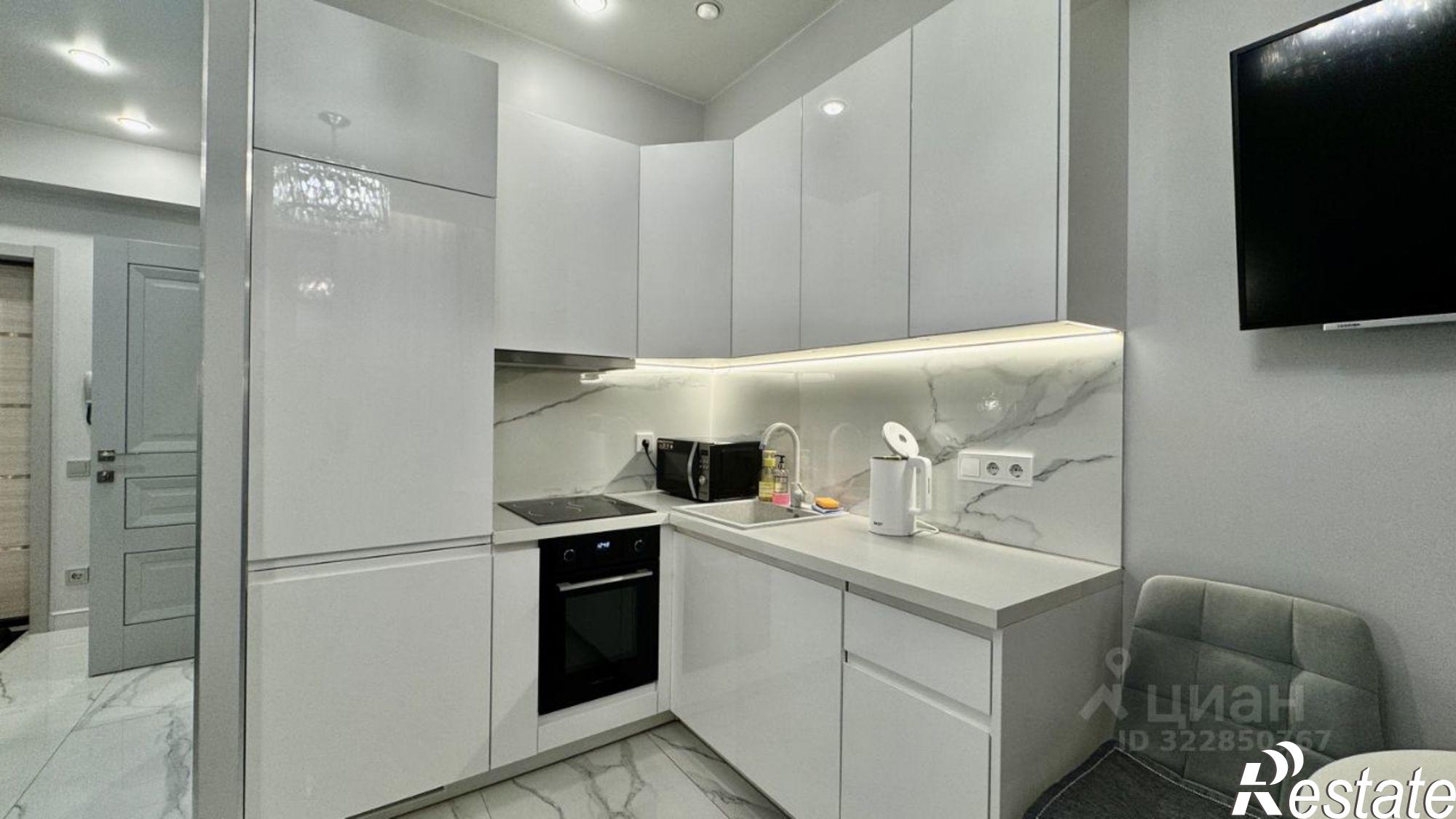 Купить квартиру за 16 000 000 рублей на ул Крымская, 44А