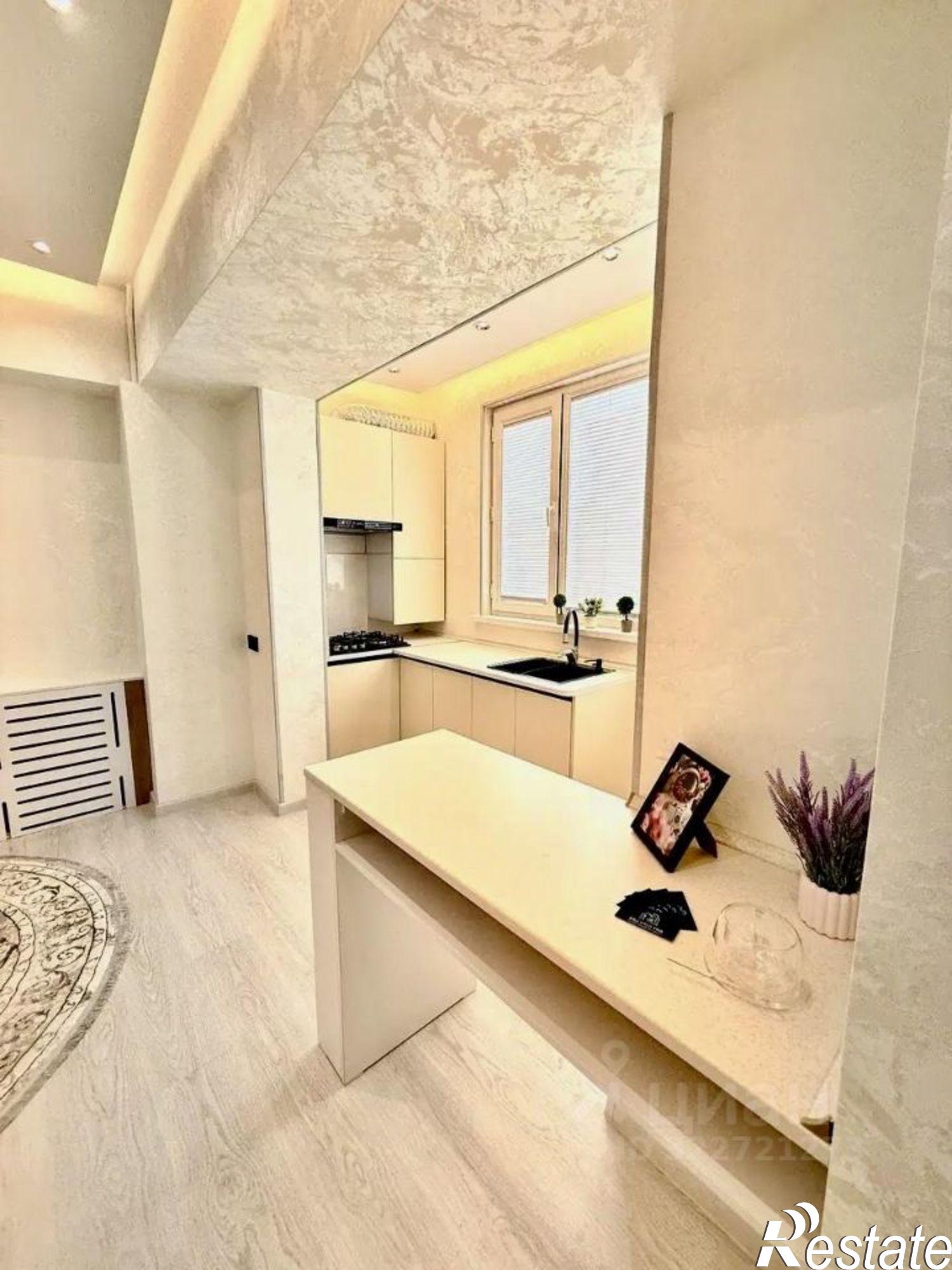 Купить квартиру за 9 600 000 рублей на Нижнеимеретинская улица, 155 A