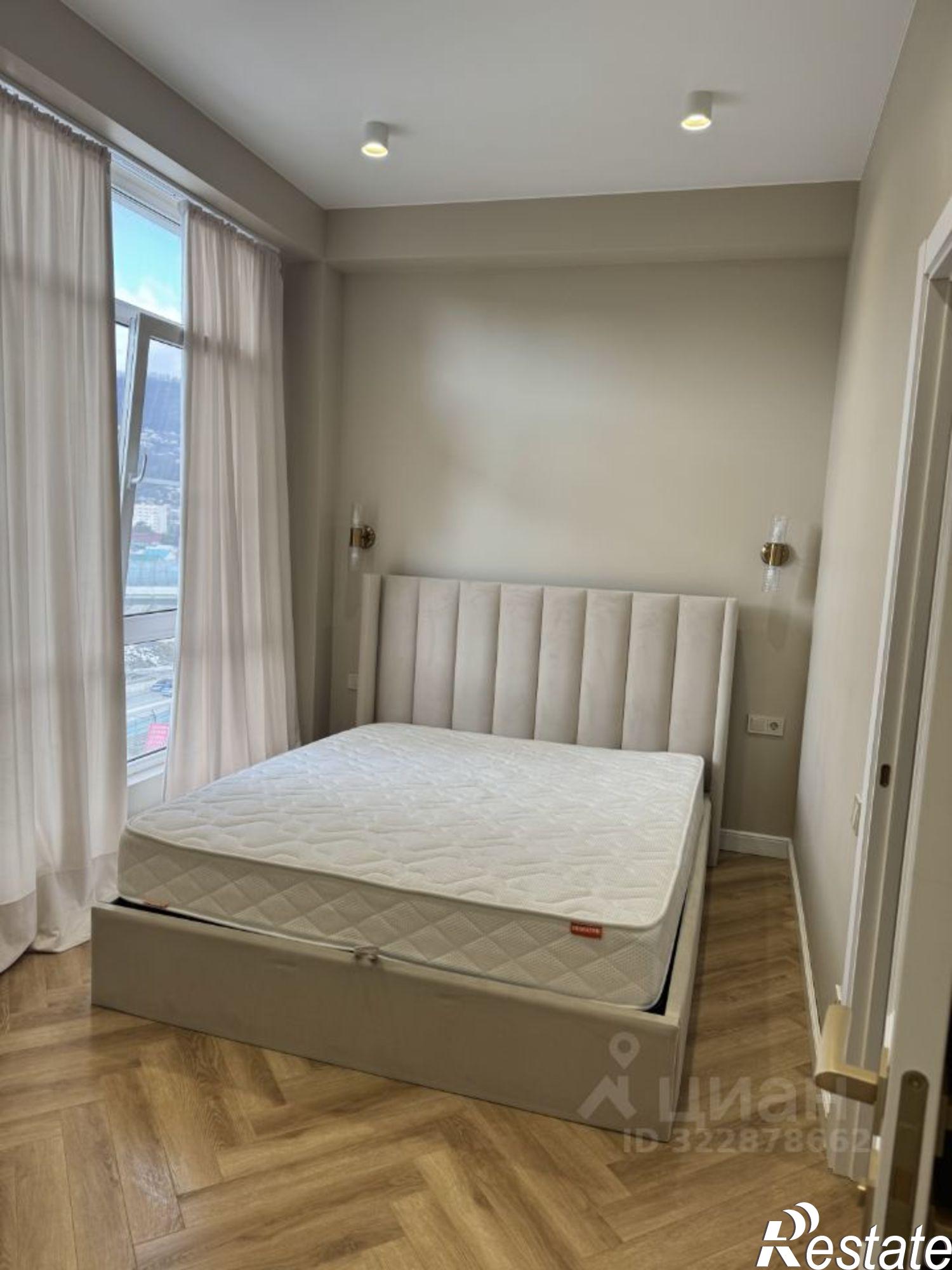 Купить квартиру за 8 000 000 рублей на Пластунская улица, 188