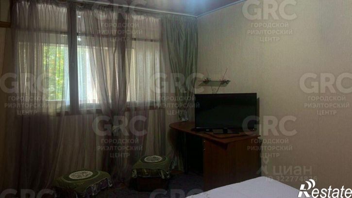 1-комн квартира ул Конституции СССР, 10,  д. 10