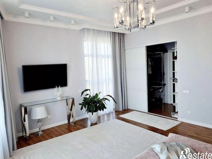 3-комн квартира Гагринская улица, 10,  д. 10