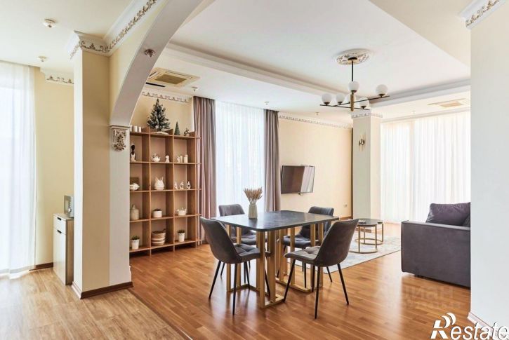 3-комн квартира ул Орджоникидзе, 24,  д. 24