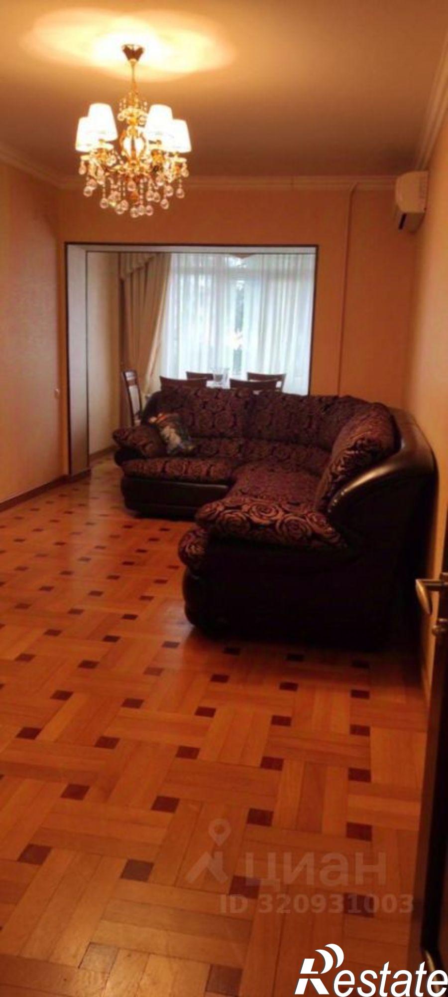 Купить квартиру за 18 900 000 рублей на улица Дмитриевой, 32