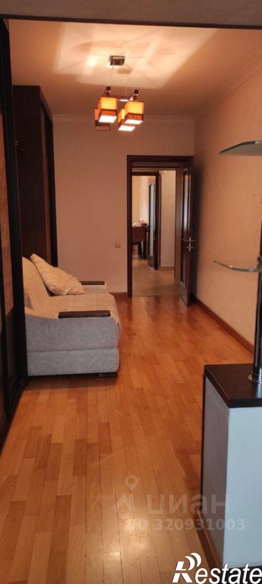 Купить квартиру за 18 900 000 рублей на улица Дмитриевой, 32