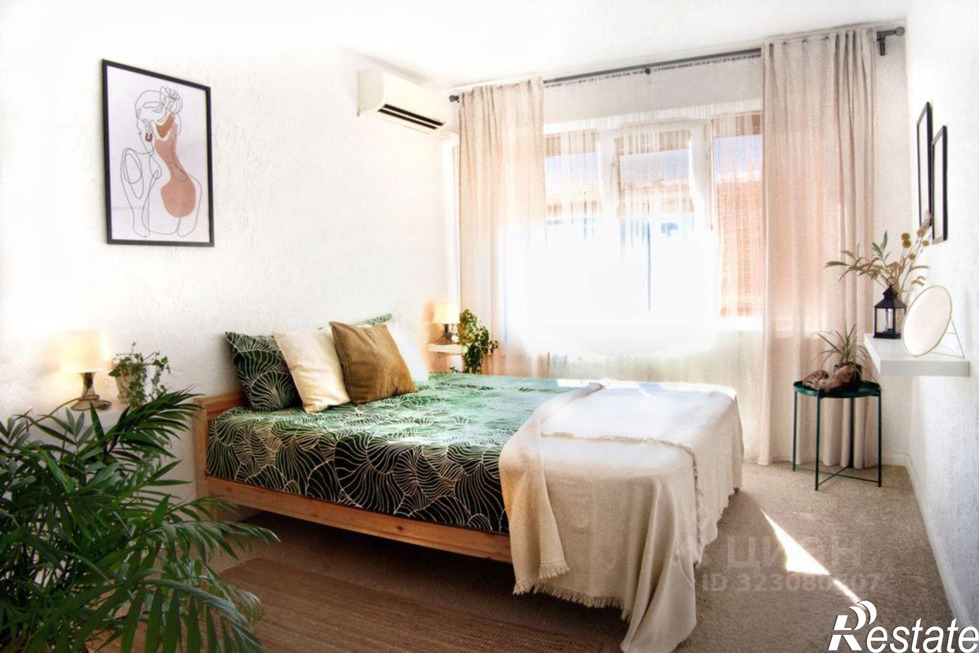 Купить квартиру за 15 000 000 рублей на улица Островского, 37