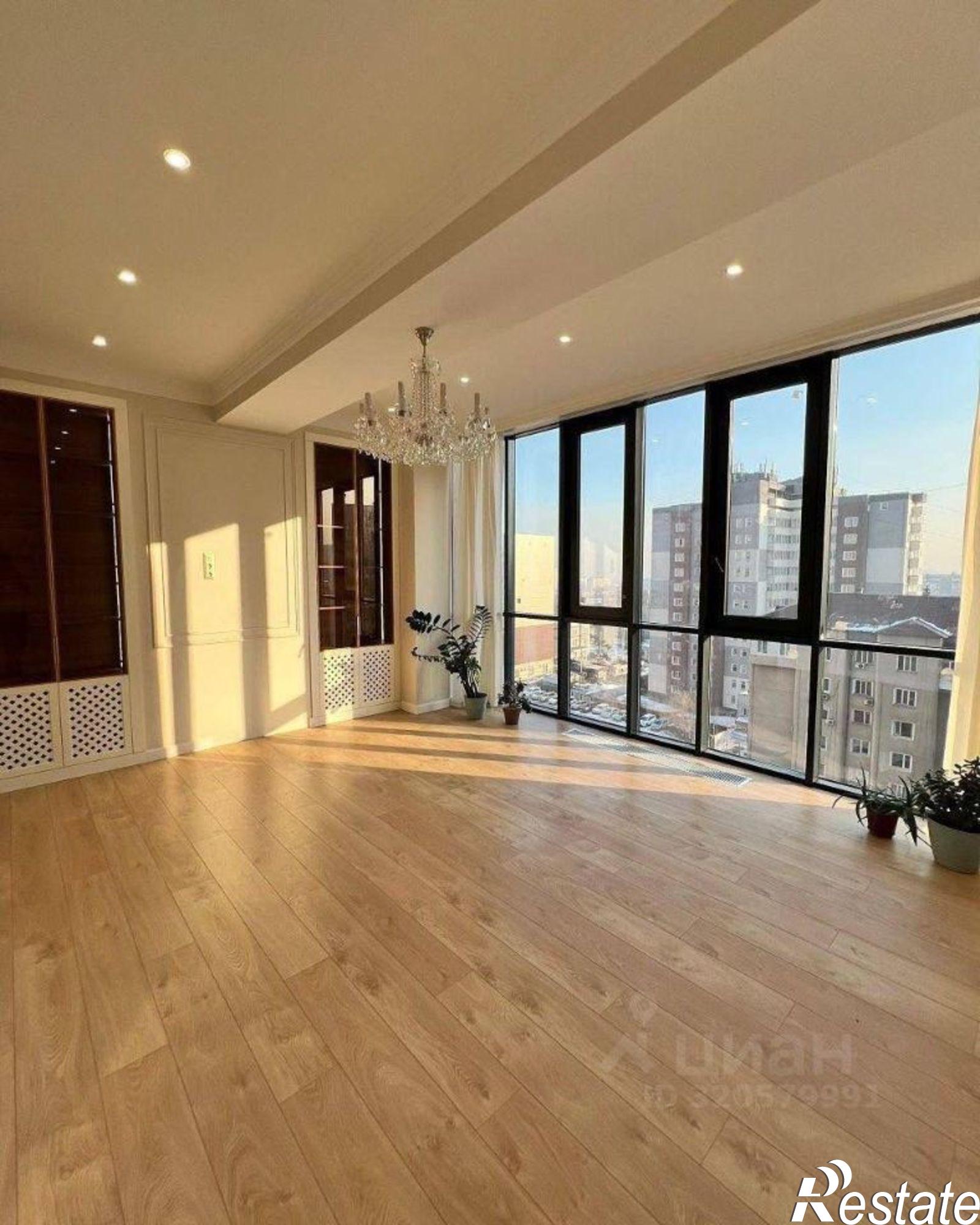 Купить квартиру за 10 900 000 рублей на улица Искры, 66/9 с5