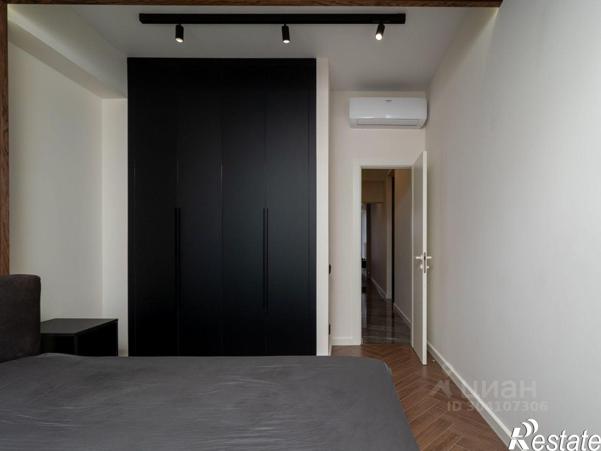 Купить квартиру за 19 900 000 рублей на ул Гастелло, 28 1