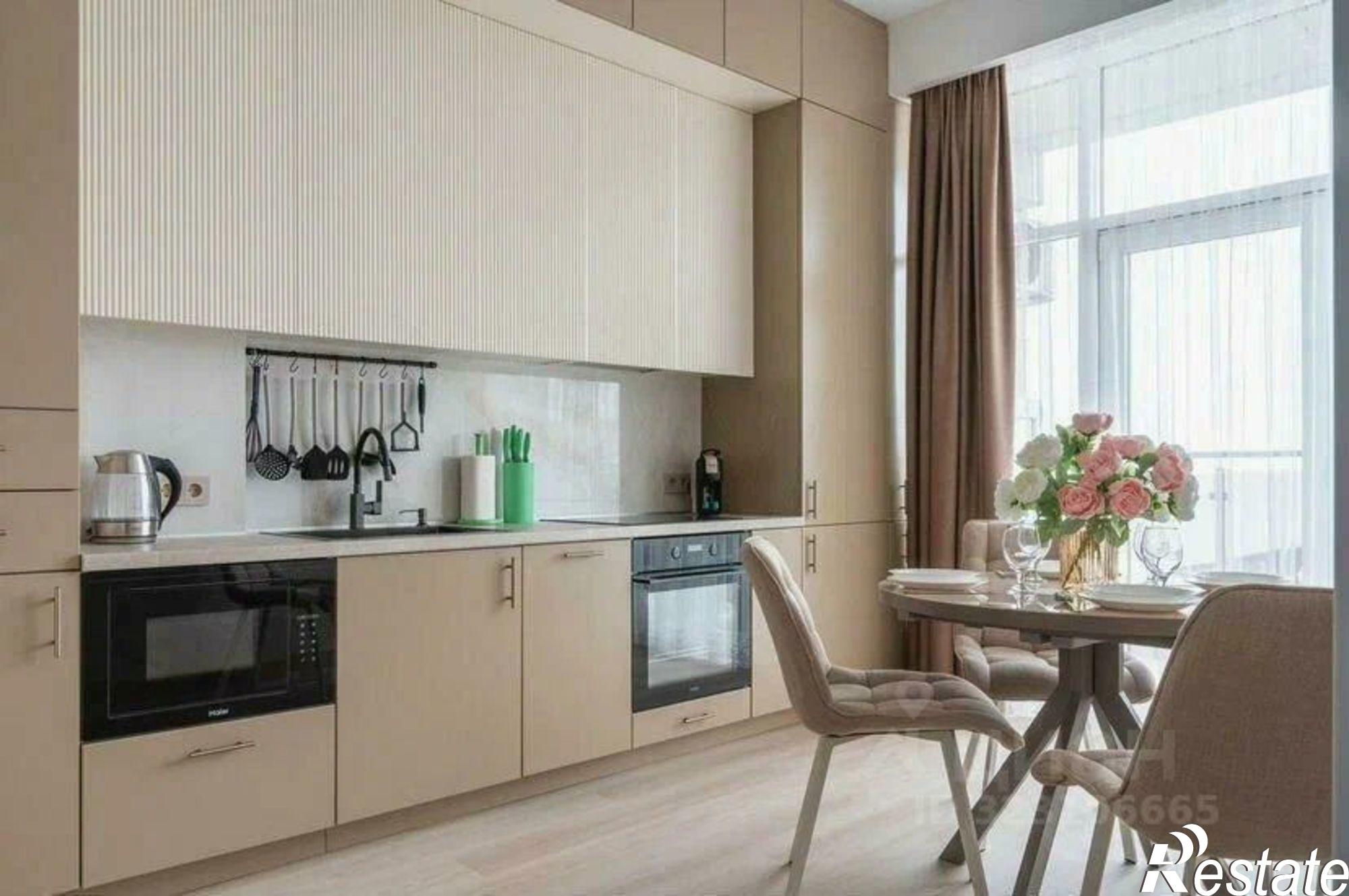 Купить квартиру за 16 900 000 рублей на ул Гагринская, 3/8