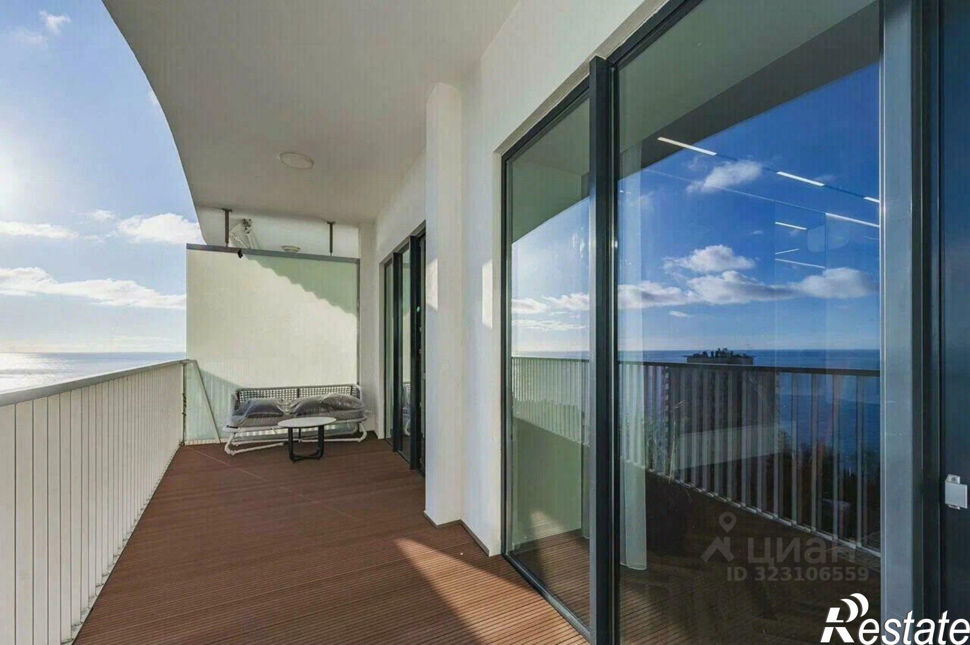 Купить квартиру за 18 700 000 рублей на Курортный пр-кт, 105