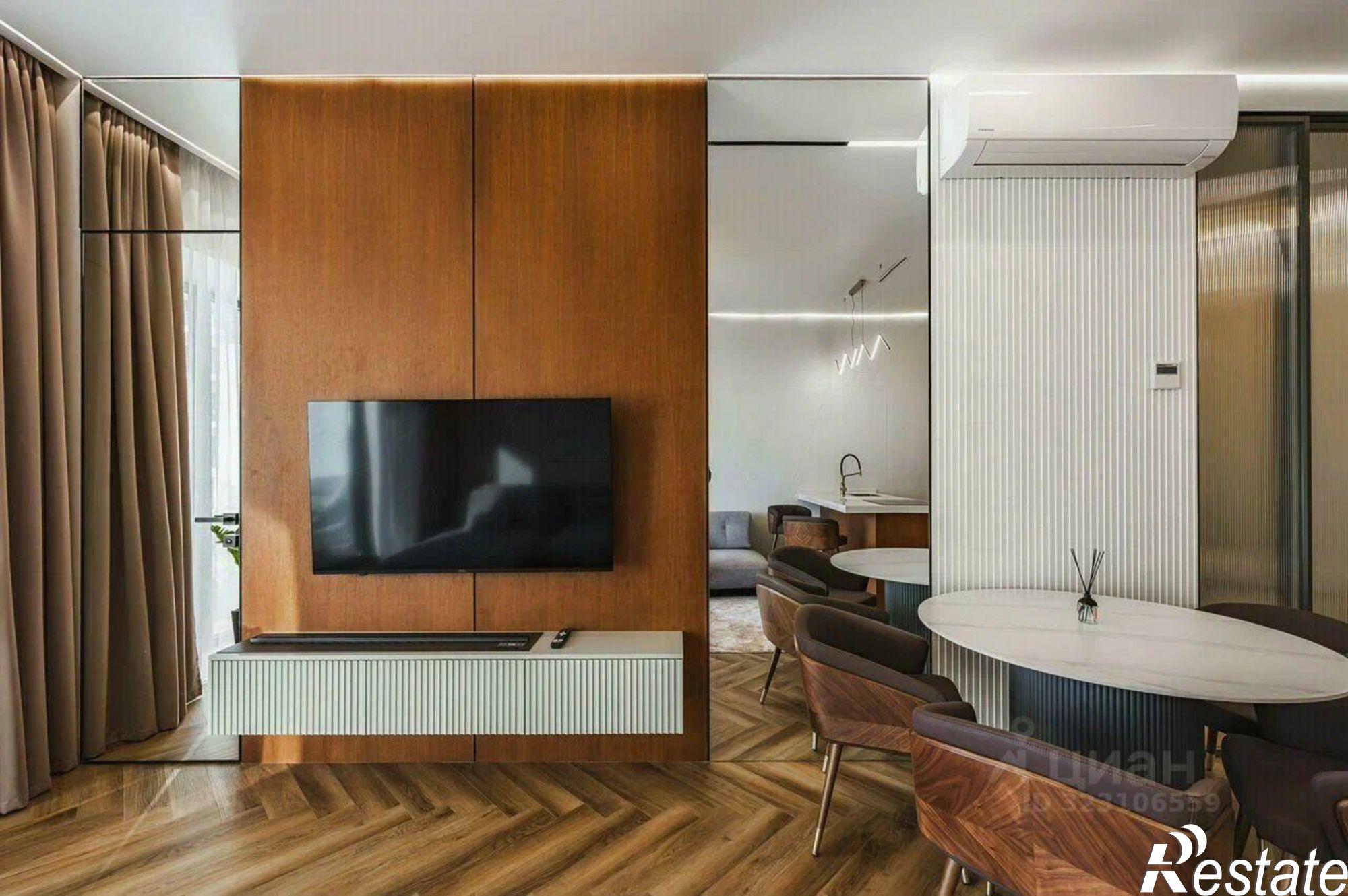 Купить квартиру за 18 700 000 рублей на Курортный пр-кт, 105