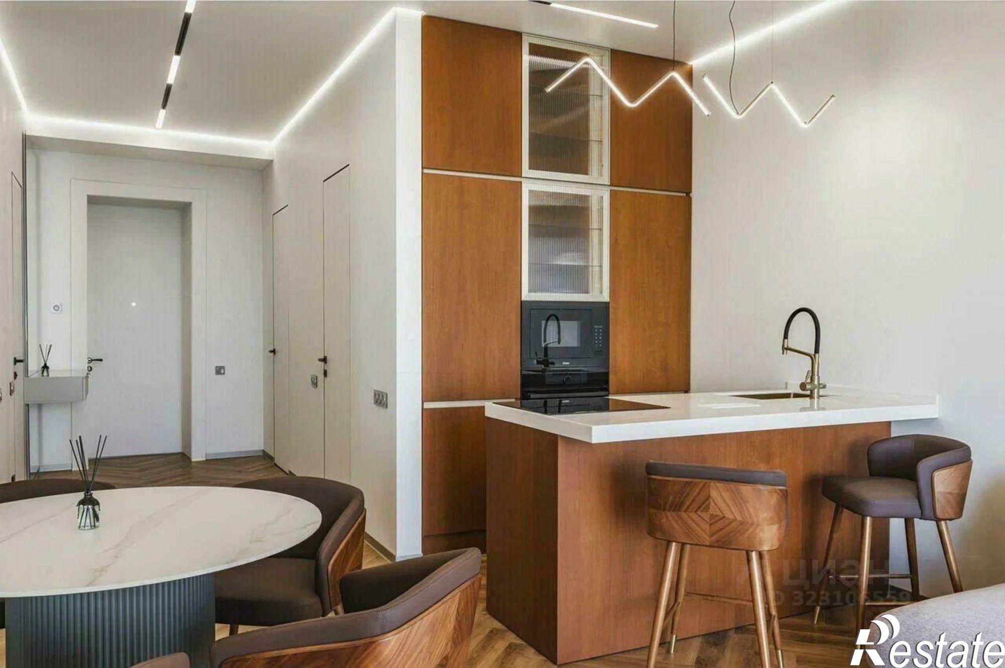 Купить квартиру за 18 700 000 рублей на Курортный пр-кт, 105