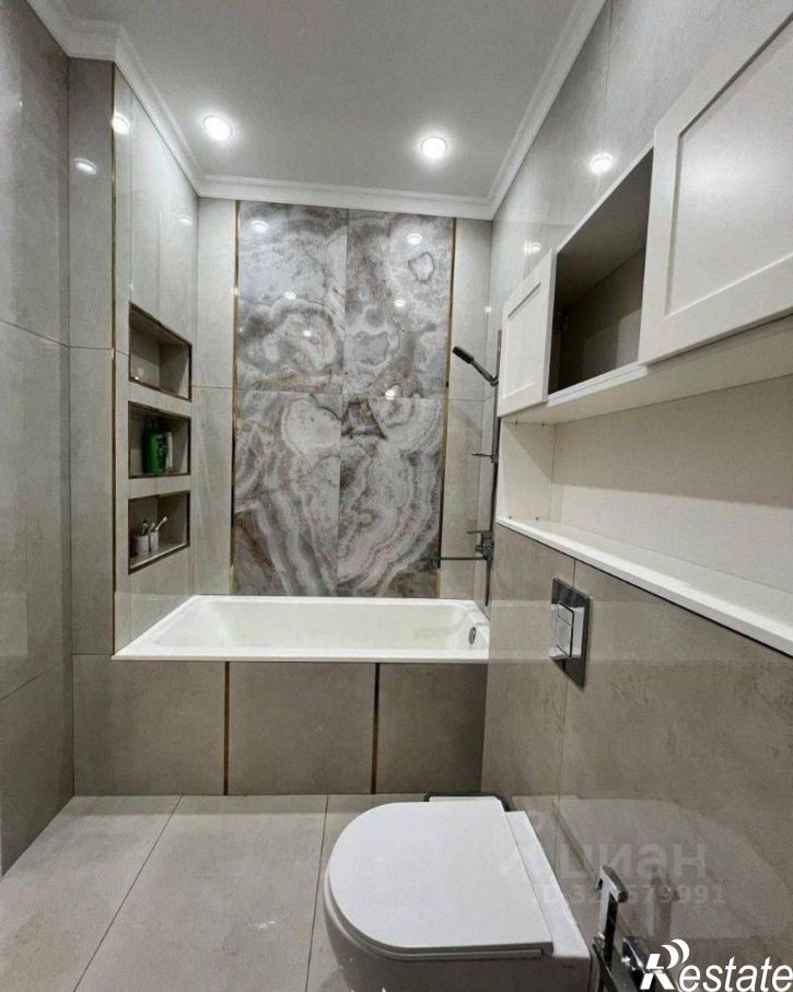 2-комн квартира улица Искры, 66/9 с5,  д. 66/9 с5