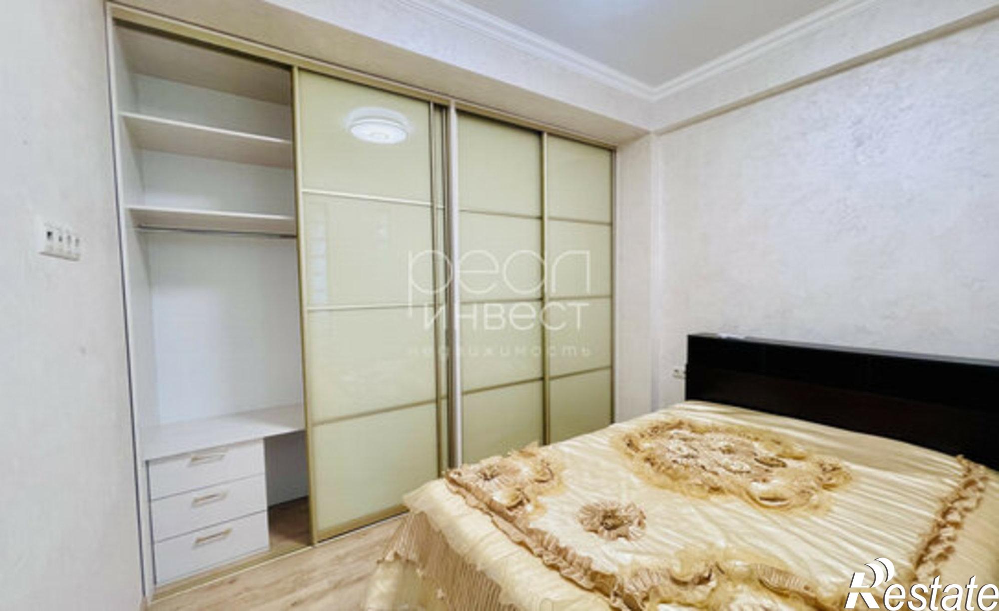 Купить квартиру за 10 499 000 рублей на Изумрудная улица, 42