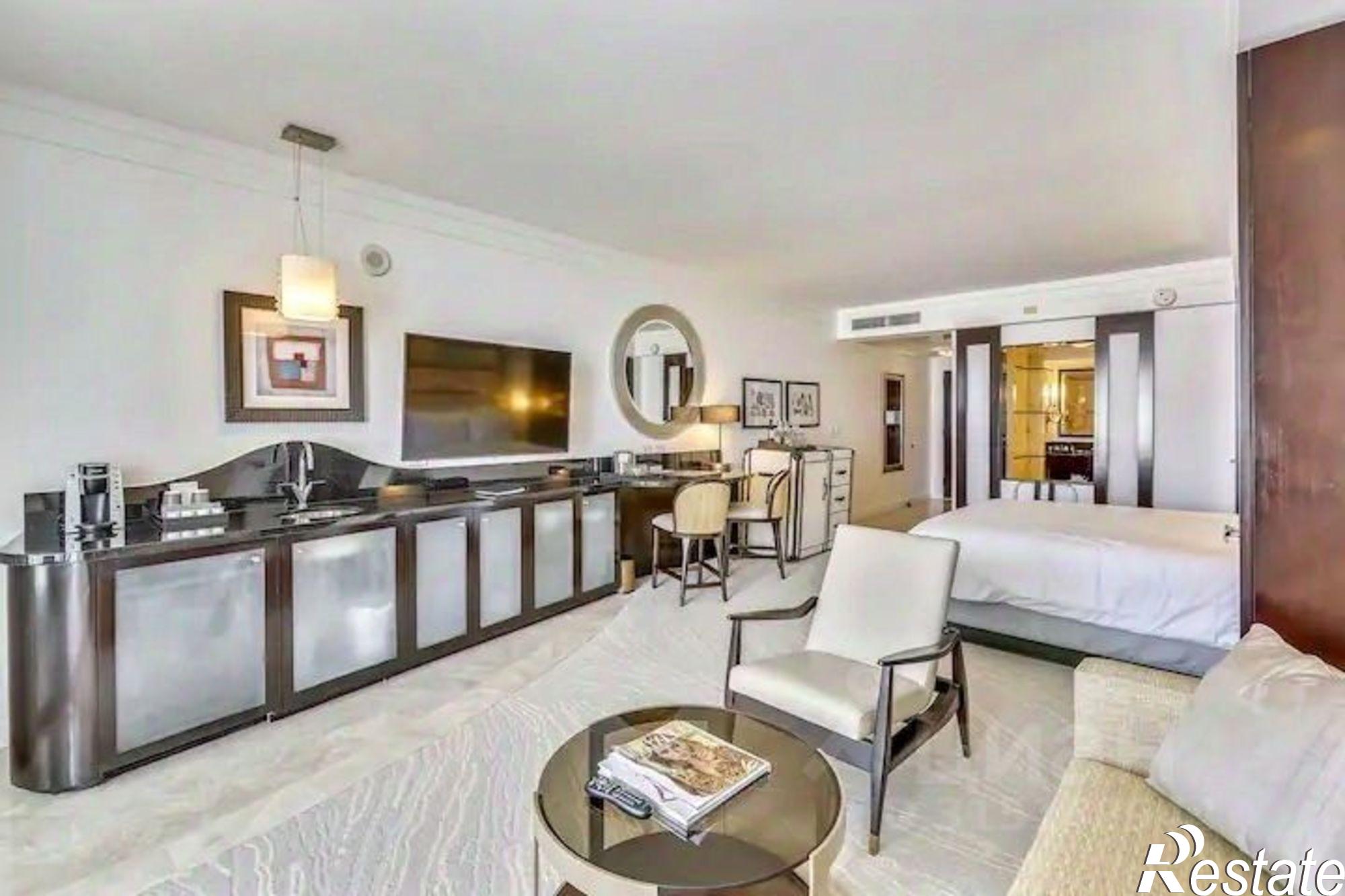 Купить квартиру за 13 500 000 рублей на Курортный проспект, 105