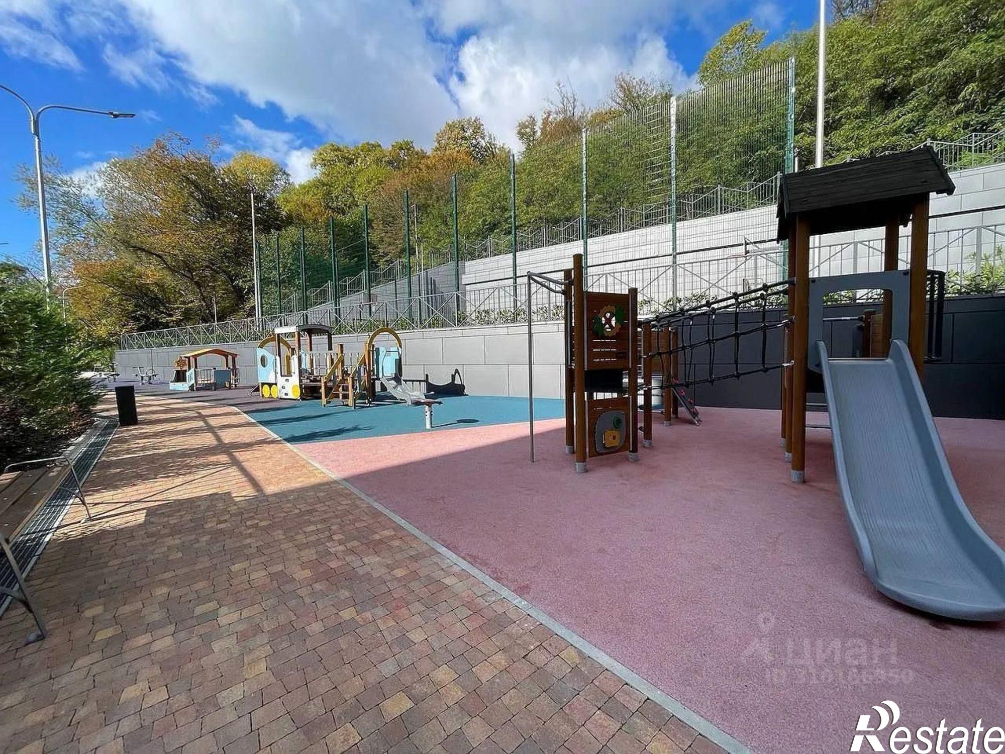 Купить квартиру за 8 400 000 рублей на Пластунская улица, 104Б к2