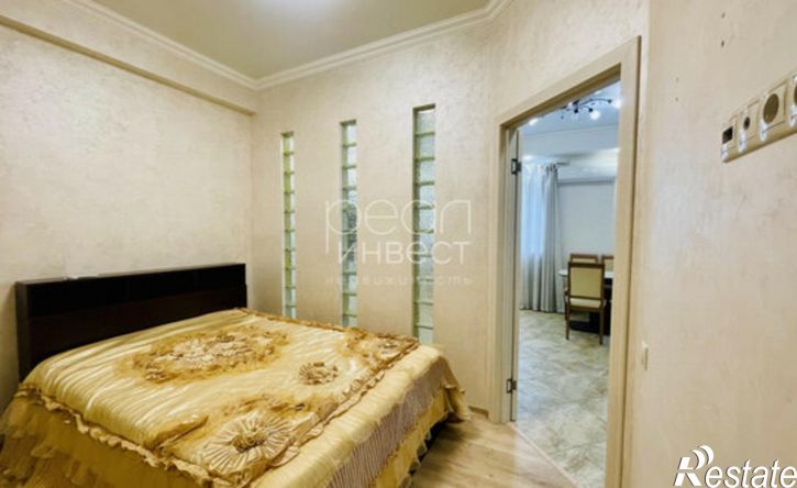 2-комн квартира Изумрудная улица, 42,  д. 42