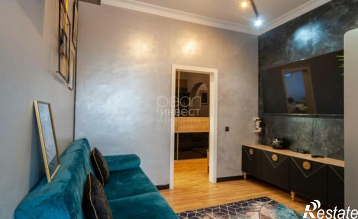 3-комн квартира ул Дмитриевой, 5,  д. 5