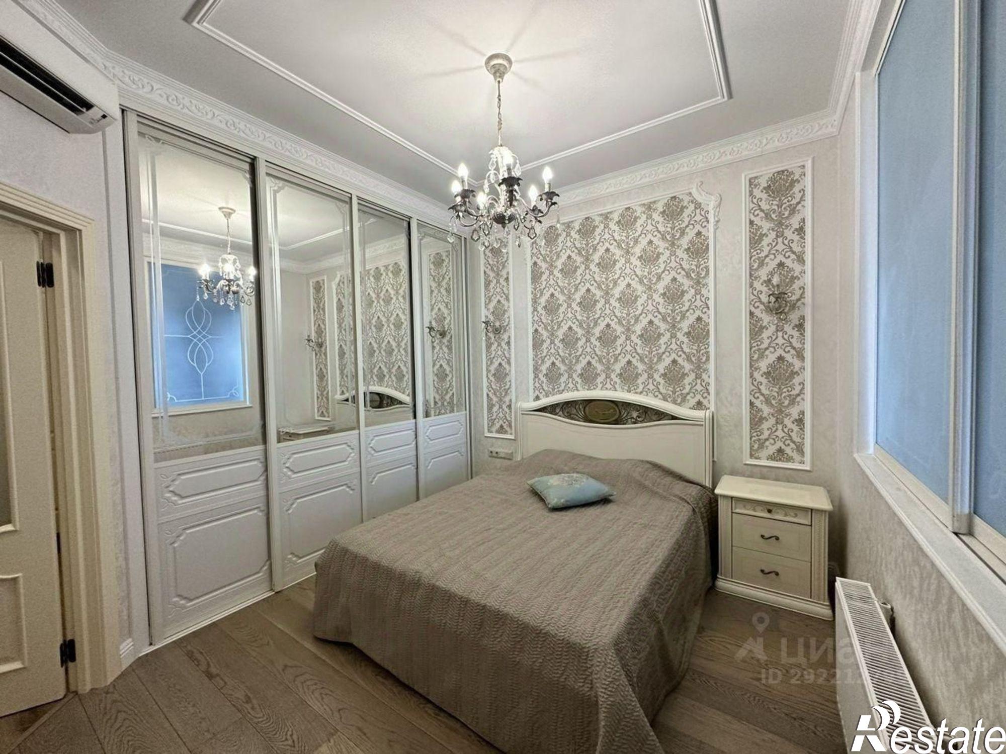 Сдать квартиру за 250 000 рублей на Курортный проспект, 105