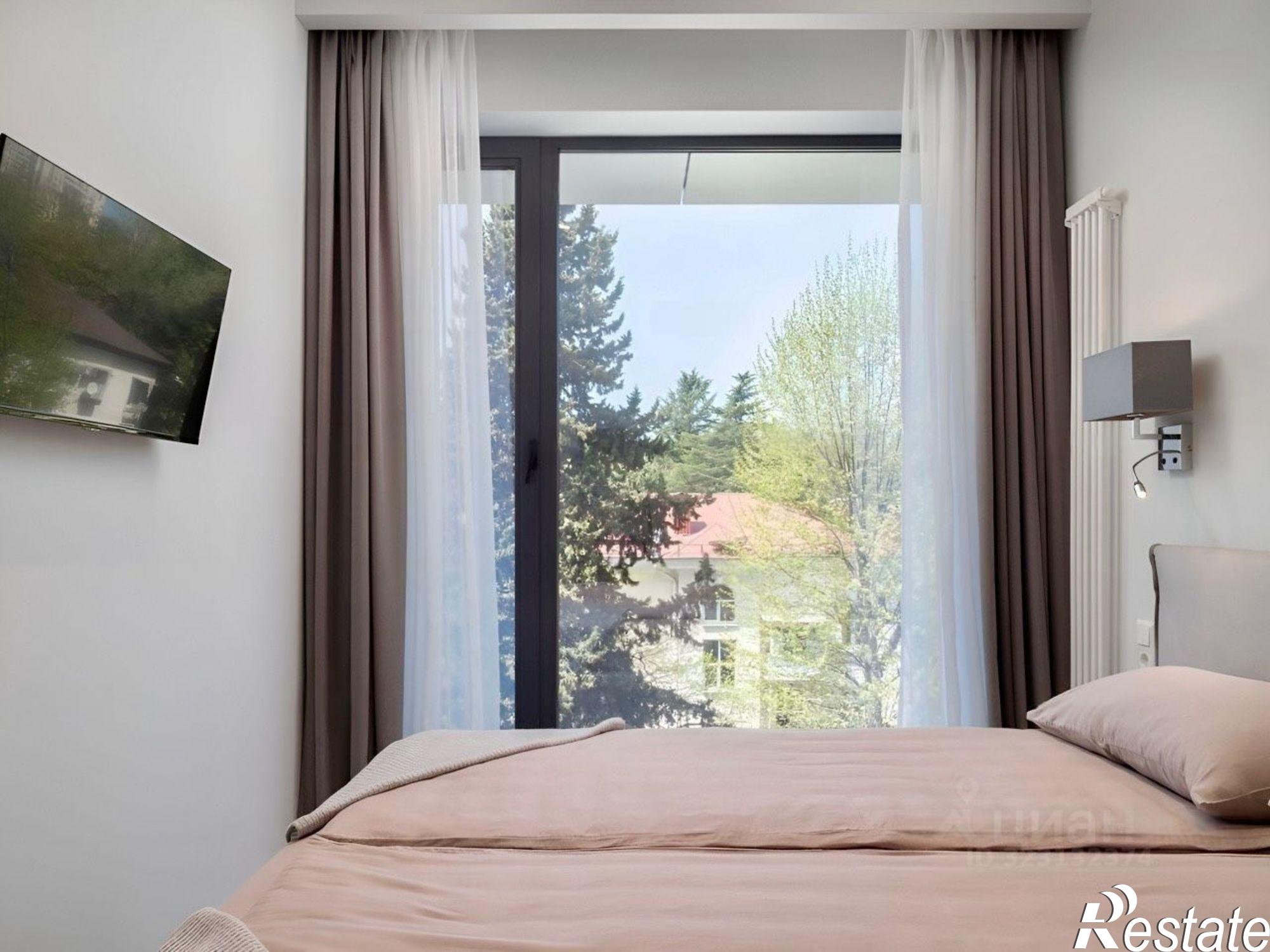 Купить квартиру за 15 200 000 рублей на улица Конституции СССР, 18