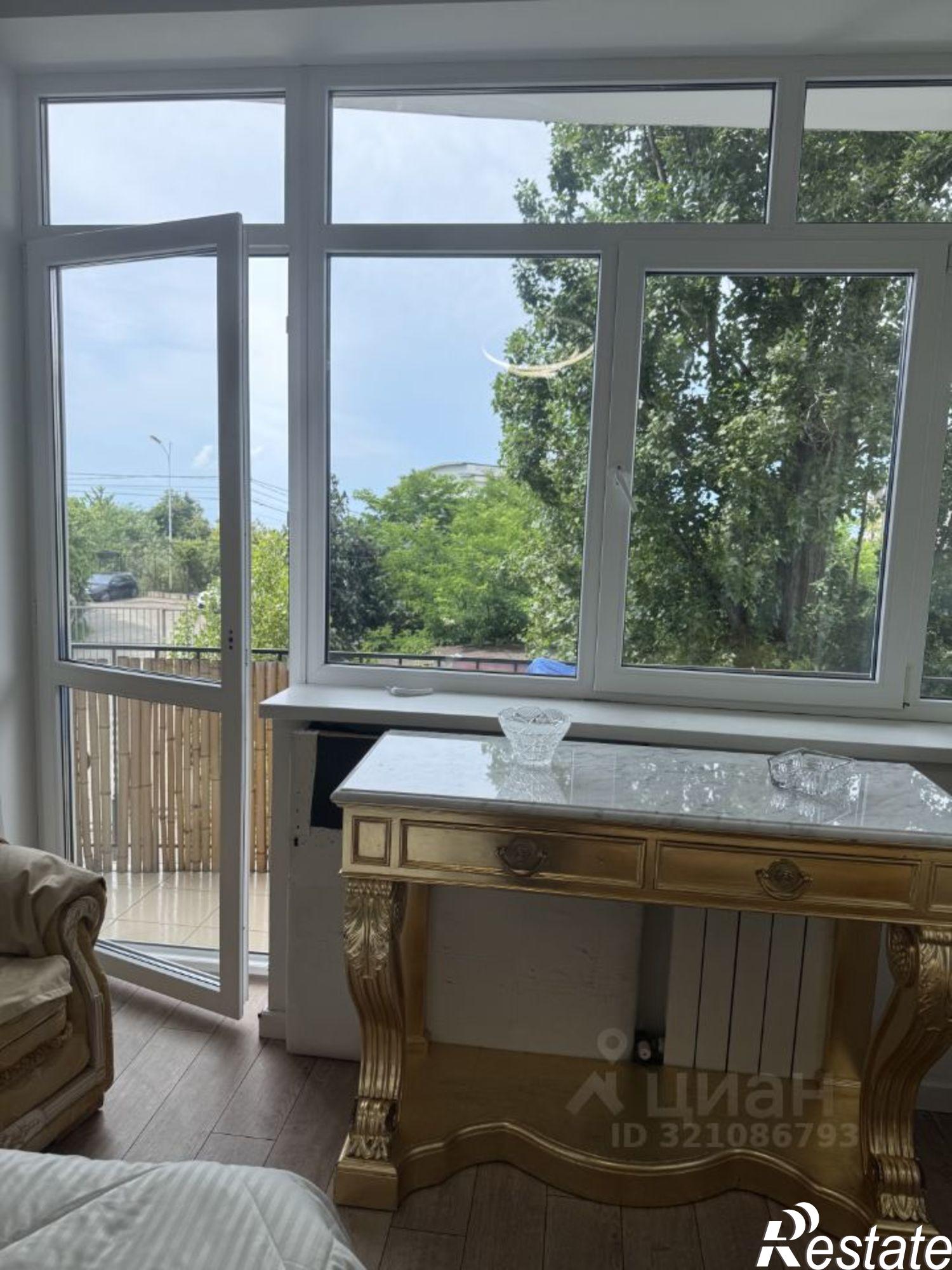 Купить квартиру за 20 000 000 рублей на улица Бытха, 41/2