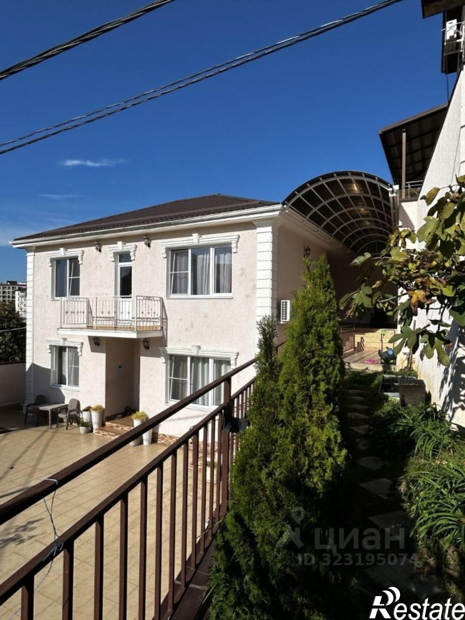 Купить дачу, дом, коттедж за 36 000 000 рублей на Вишнёвая улица, 92/1