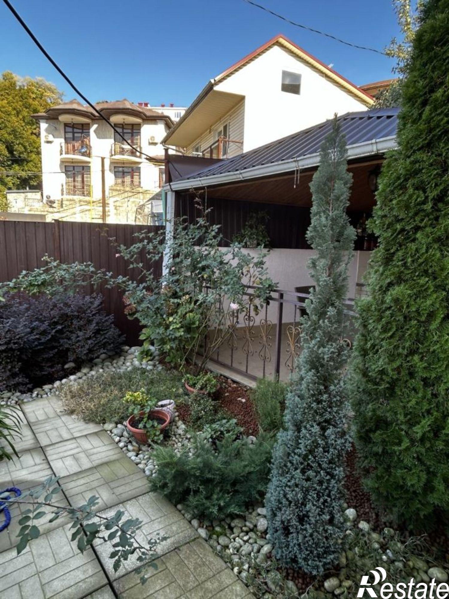 Купить дачу, дом, коттедж за 36 000 000 рублей на Вишнёвая улица, 92/1