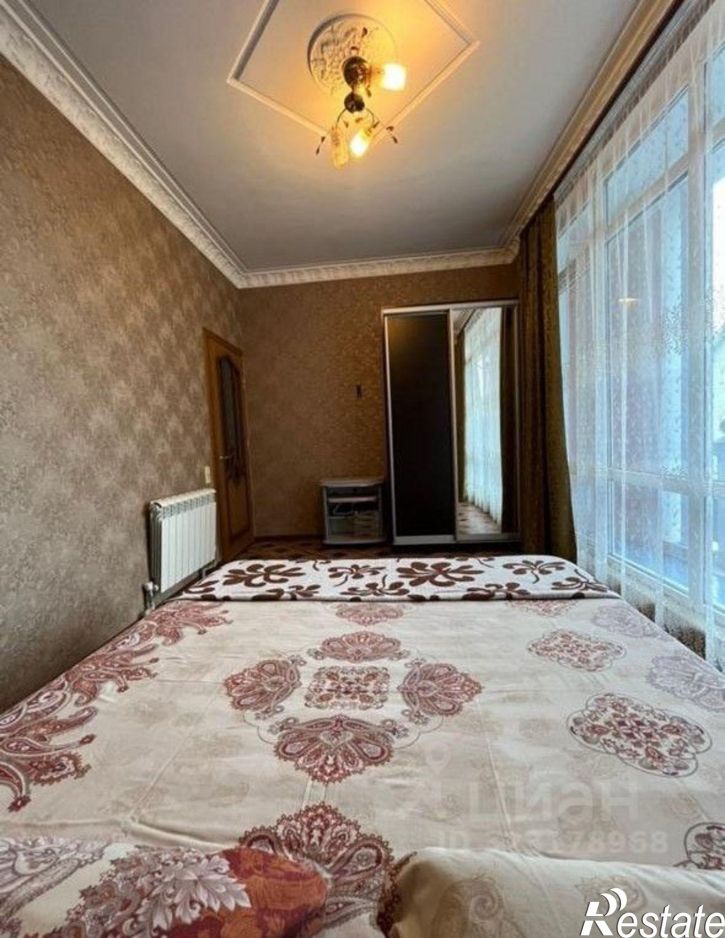 2-комн квартира Известинский переулок, 10,  д. 10