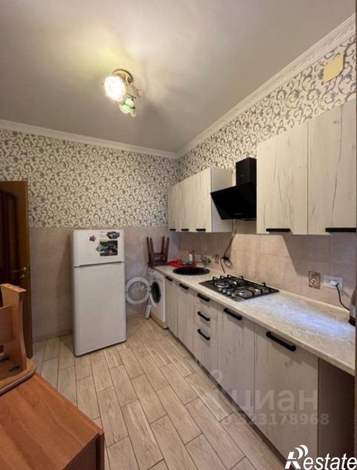 2-комн квартира Известинский переулок, 10,  д. 10