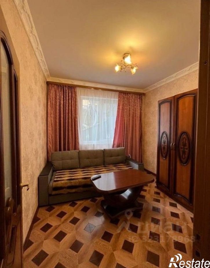 2-комн квартира Известинский переулок, 10,  д. 10