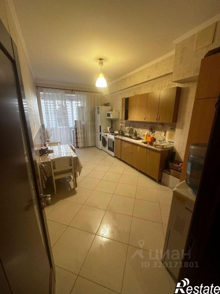 3-комн квартира улица Павлова, 70,  д. 70