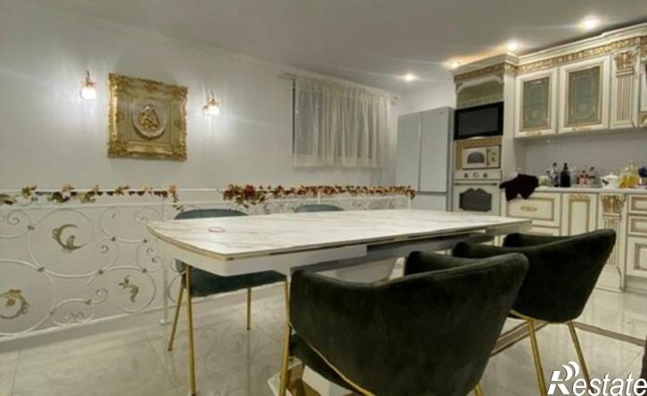 5-комн квартира улица Бытха, 2/5,  д. 2/5