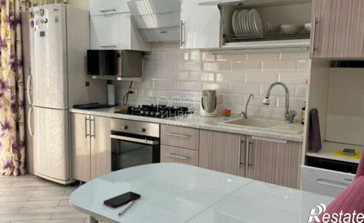 3-комн квартира ул Крымская, 67/1,  д. 67/1