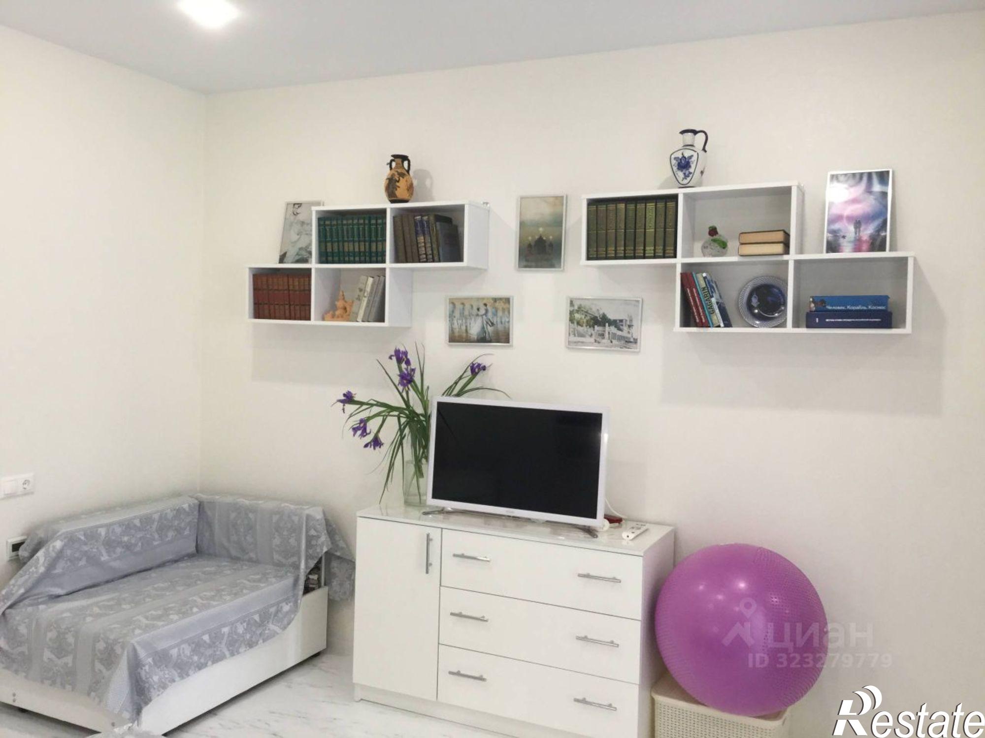 Сдать квартиру за 45 000 рублей на Комсомольская улица, 4