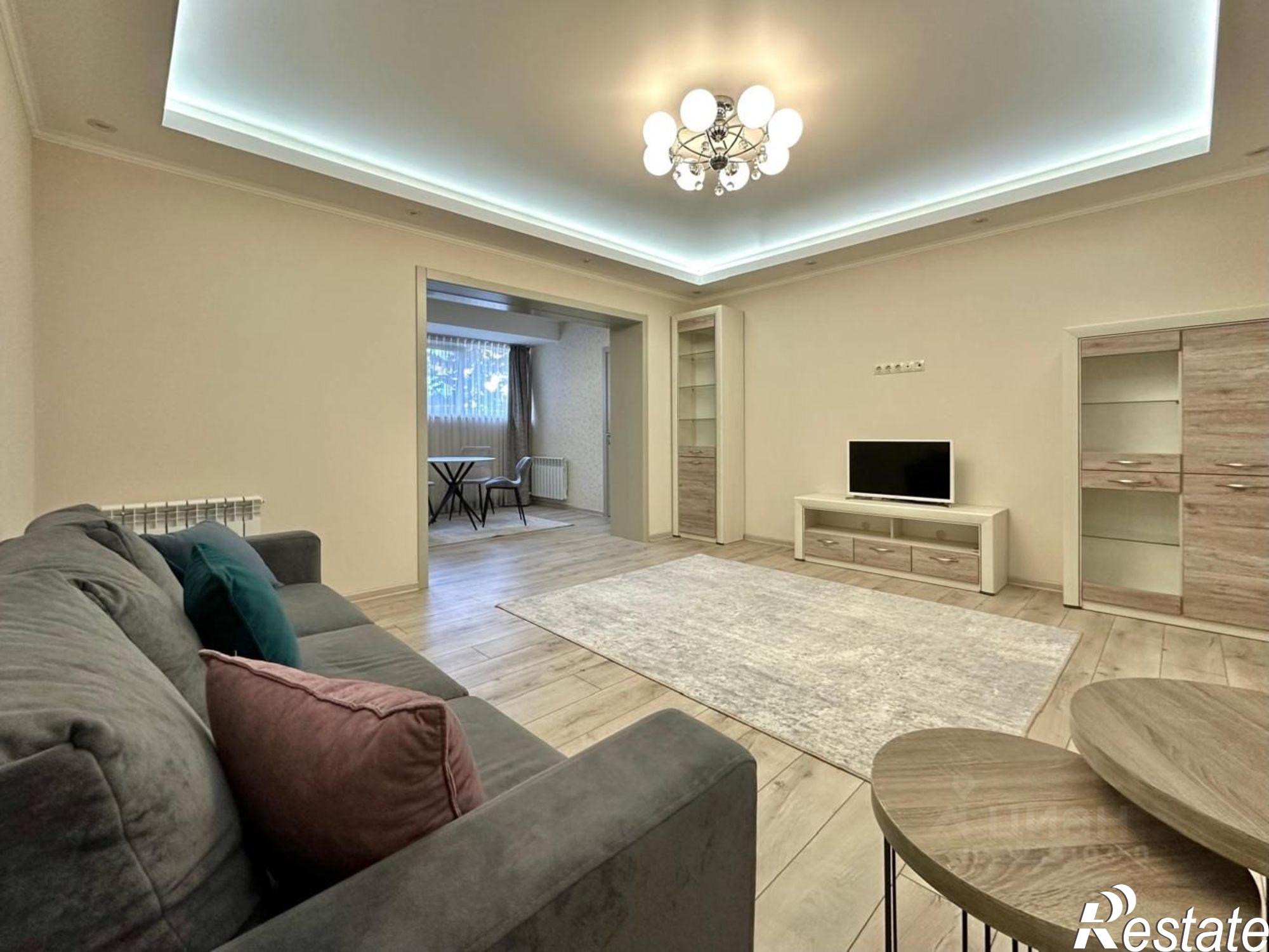 Сдать квартиру за 63 000 рублей на улица Яна Фабрициуса, 2/9А