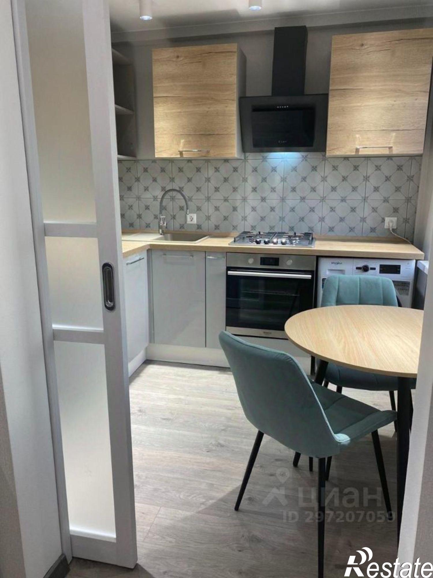 Купить квартиру за 11 990 000 рублей на улица Революции, 16А