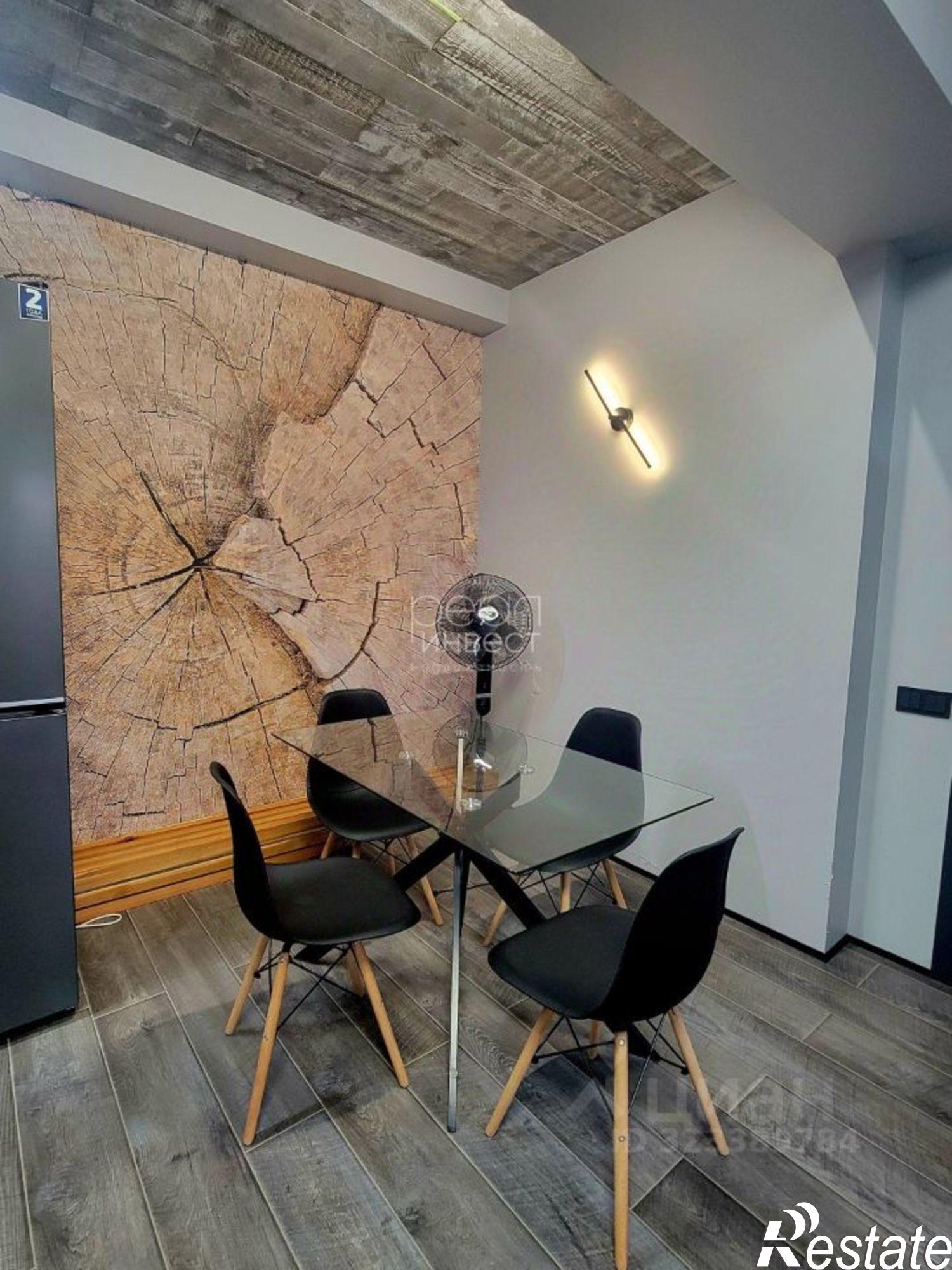 Купить квартиру за 12 830 000 рублей на ул Яблочная, 44