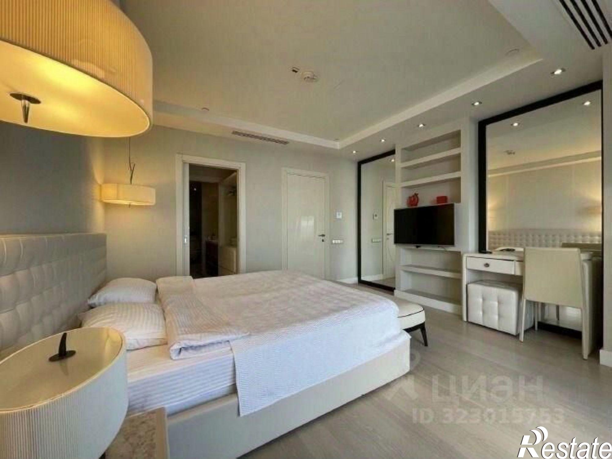 Купить квартиру за 45 000 000 рублей на ул Орджоникидзе, 17