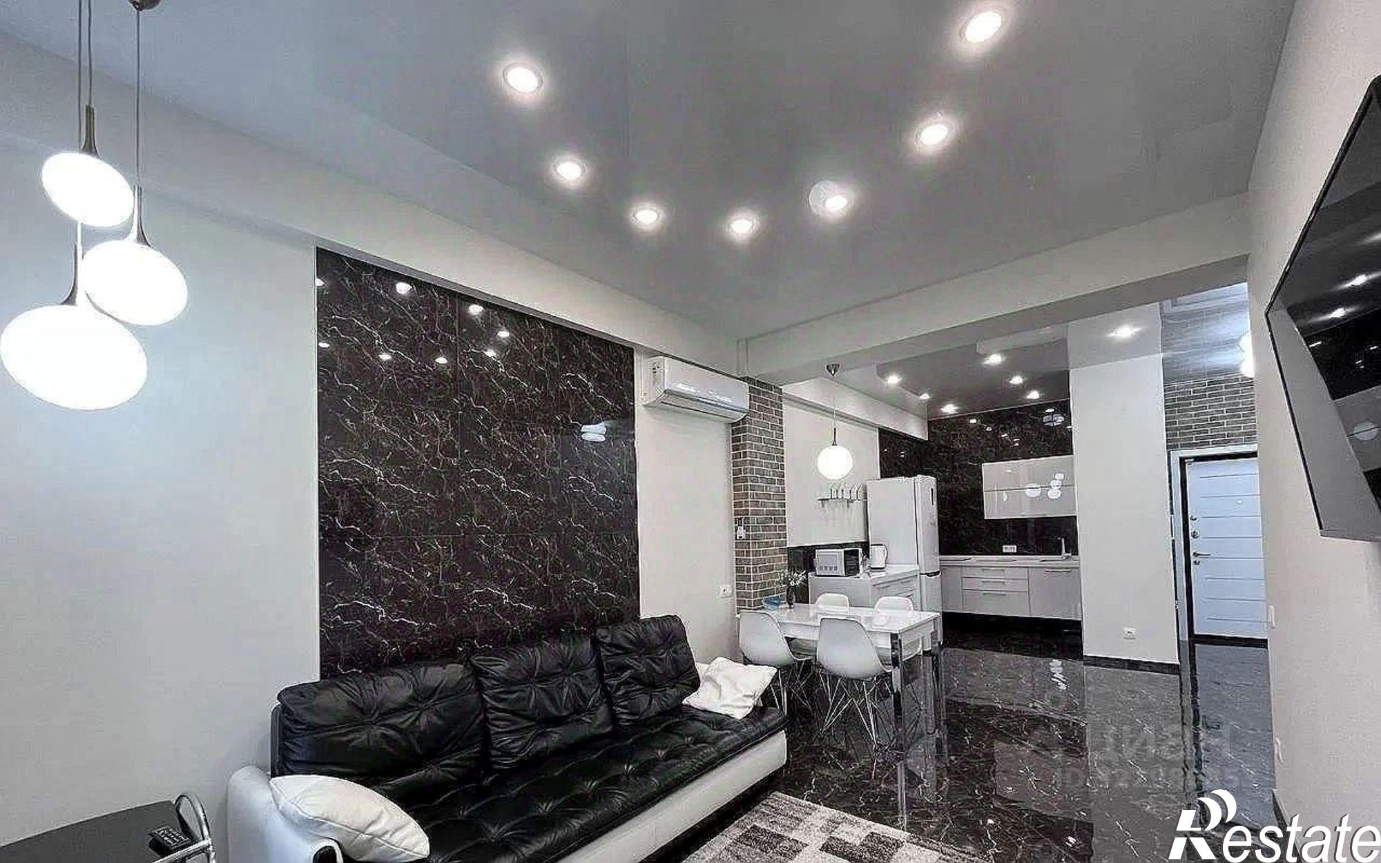 Купить квартиру за 17 300 000 рублей на ул Первомайская, 1