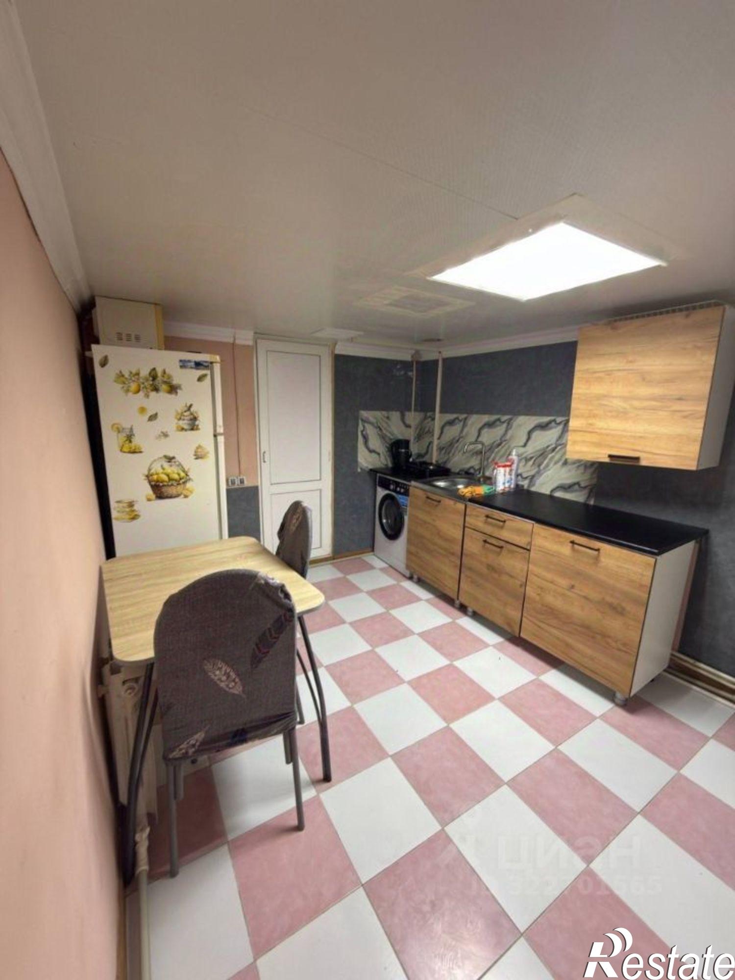 Сдать гараж, место в паркинге за 13 500 рублей на улица Павлова, 78