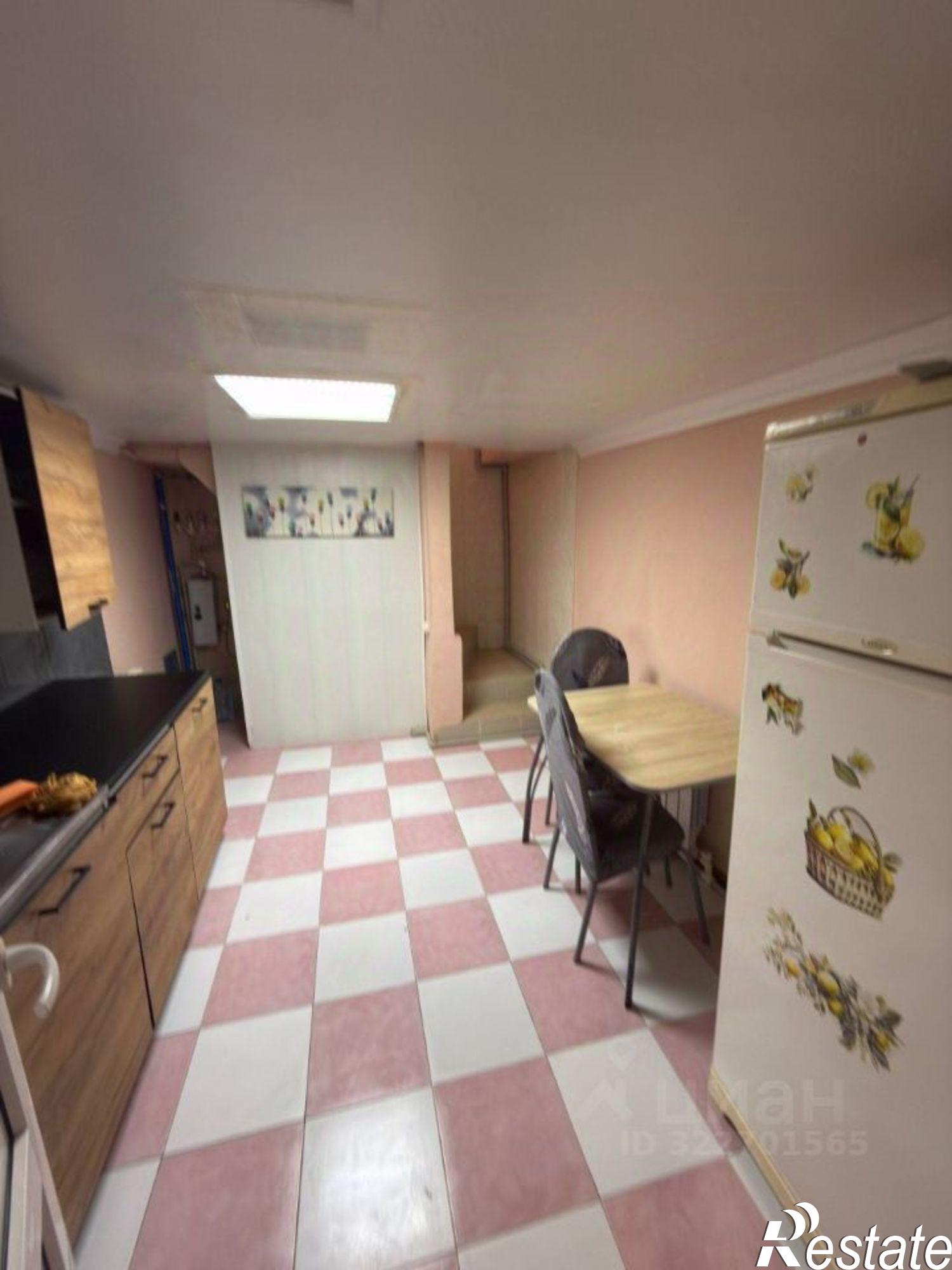 Сдать гараж, место в паркинге за 13 500 рублей на улица Павлова, 78