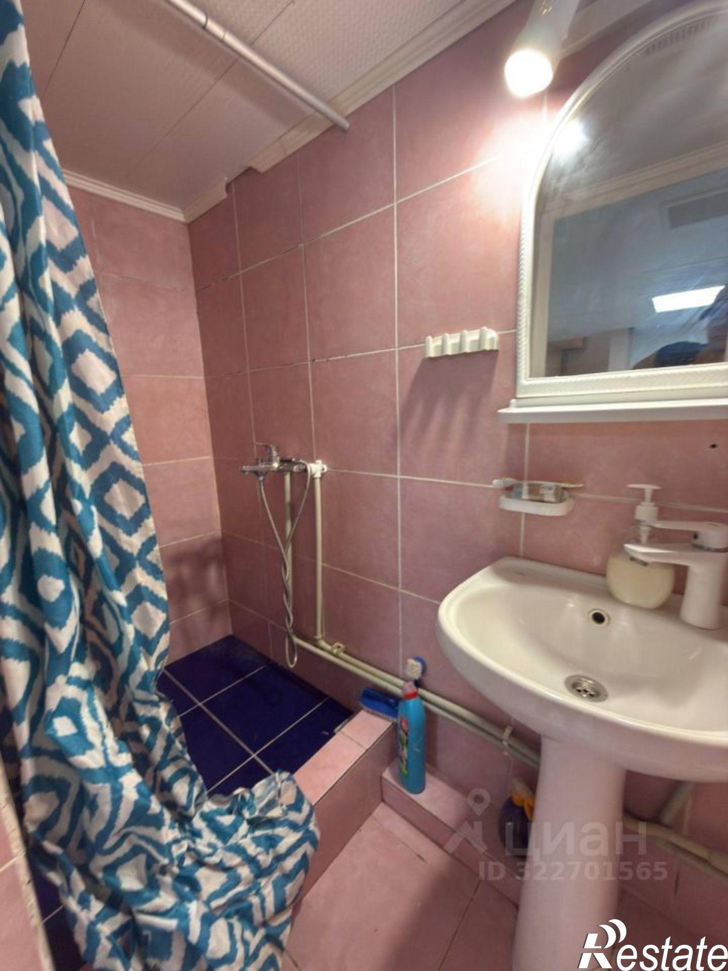 Сдать гараж, место в паркинге за 13 500 рублей на улица Павлова, 78