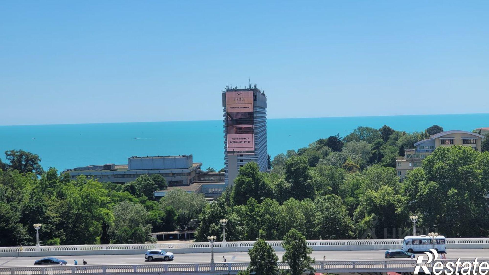 Купить квартиру за 22 000 000 рублей на Учительская улица, 9