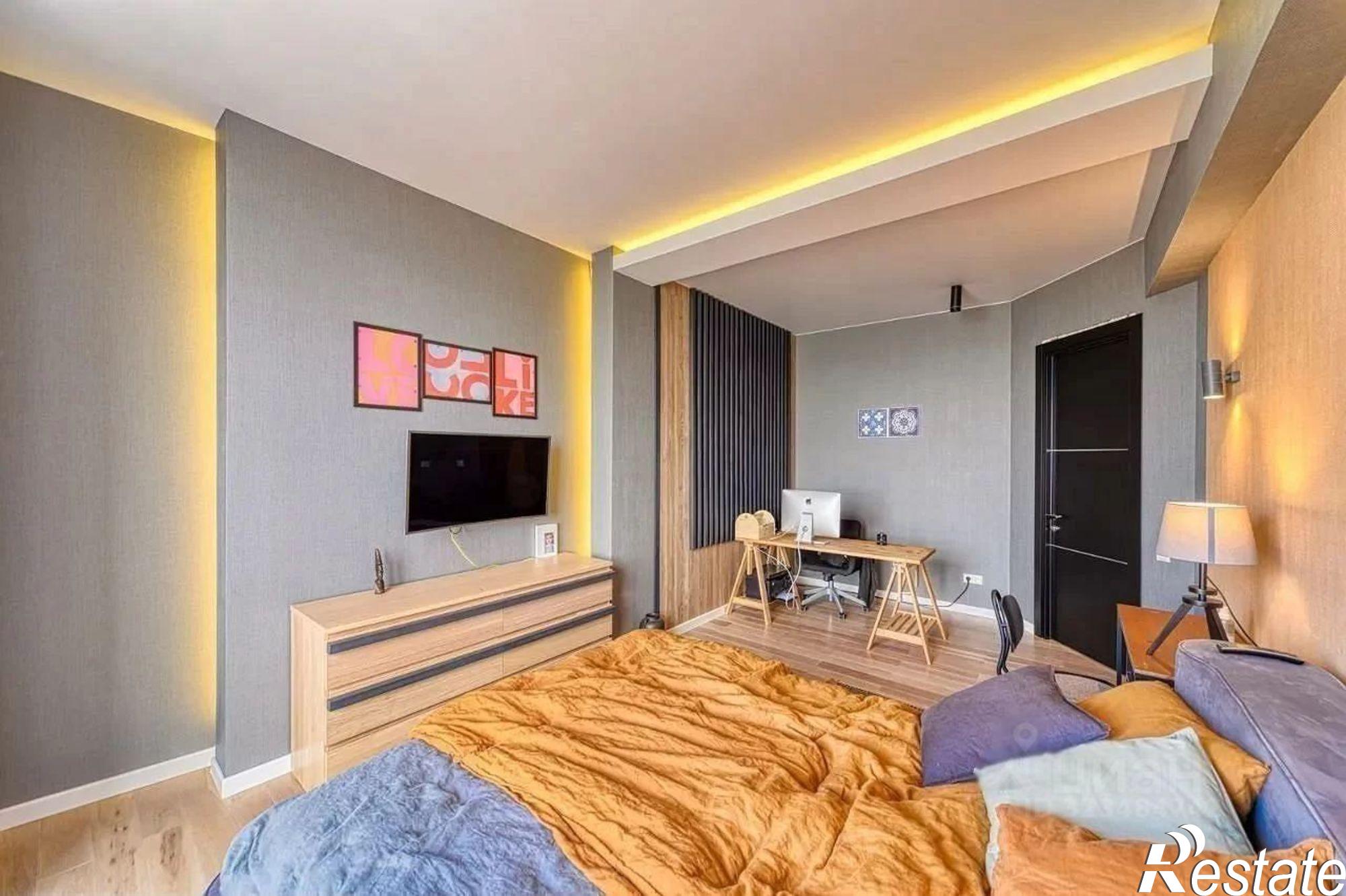 Купить квартиру за 32 450 000 рублей на Депутатская улица, 2