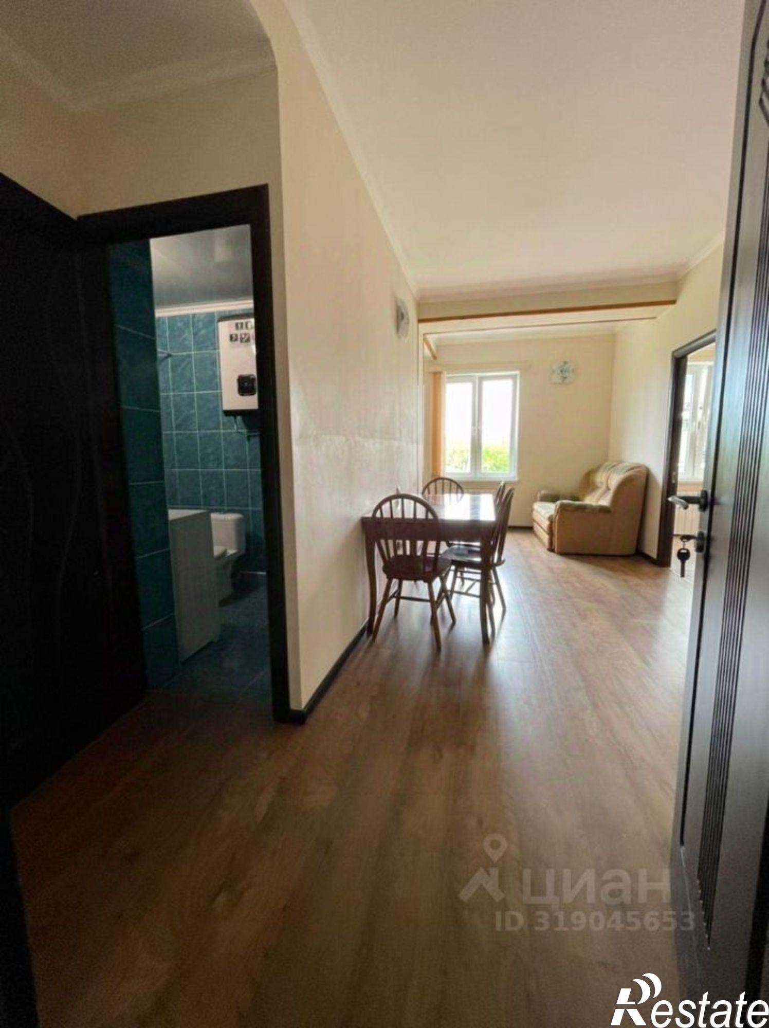 Купить квартиру за 28 000 000 рублей на ул Соколова, 6А