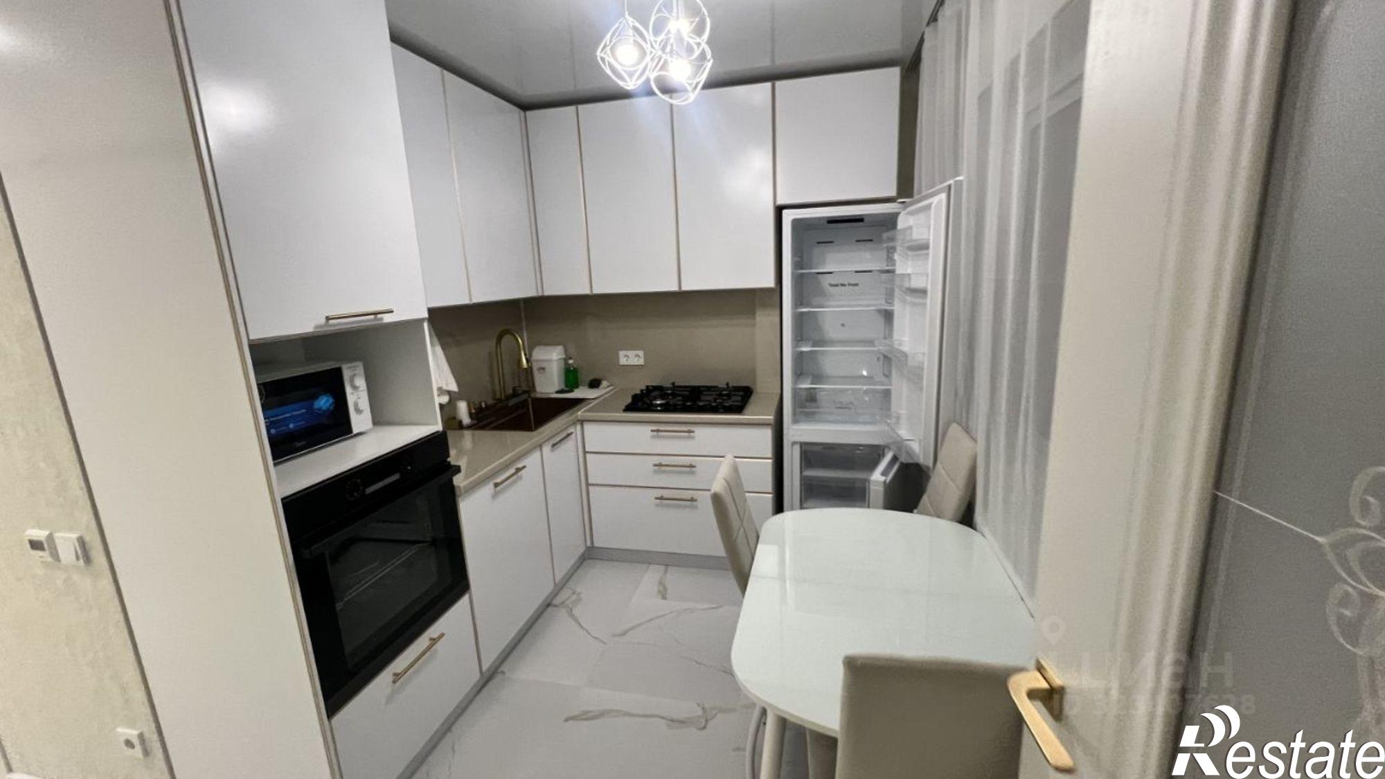 Купить квартиру за 32 000 000 рублей на ул Чайковского, 8