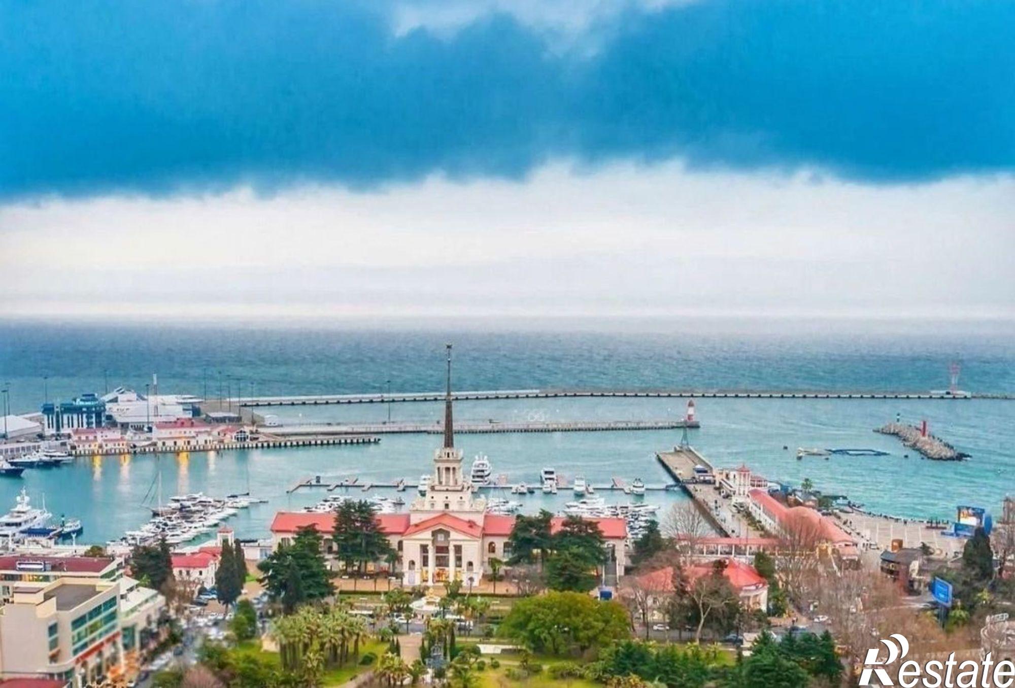 Купить квартиру за 35 000 000 рублей на Первомайская улица, 5